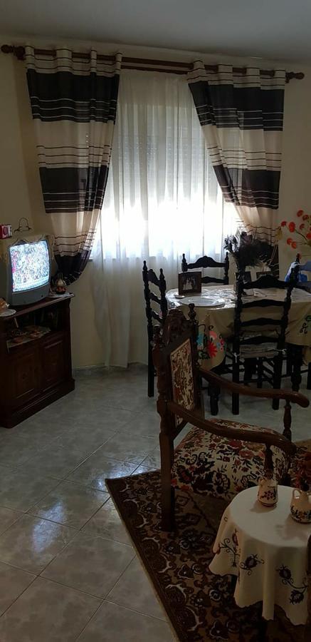 C&s * Vlorë